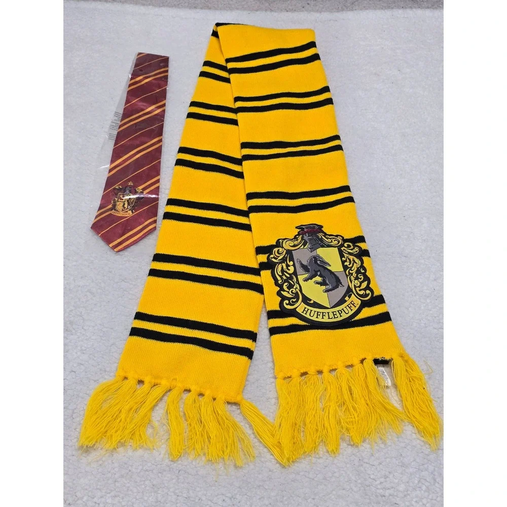Harry Potter Gryffindor‎ Hufflepuff Scarf Tie Set Wizarding World Cosplay